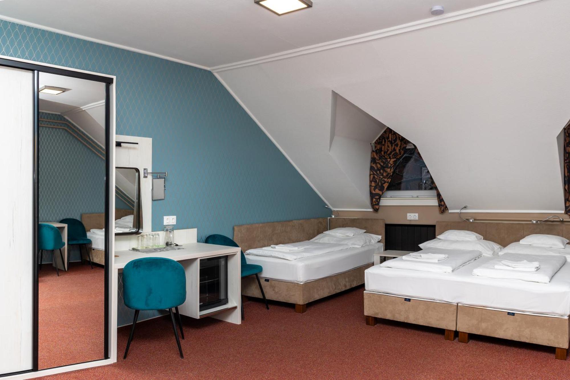 Vizafogo Panzio Es Etterem Hotel Байя Екстериор снимка